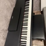 Электропианино YAMAHA со стулом и подставкой для нот 1