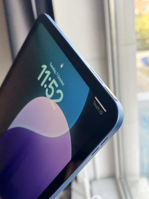 Apple iPad 2025 11th Generation 11 inch 256GB Blue 4