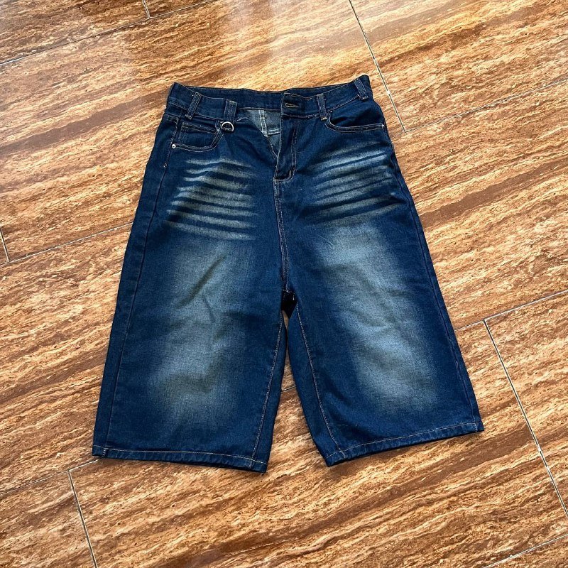 Вельветовый жилет, джинсы, джинсовые шорты, футболки Diesel и Redbull 5