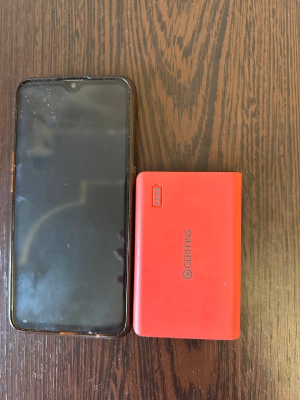 Паурбенк 6000 мАч компактный 3