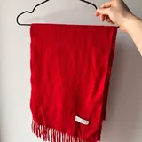 Белые брюки, пижама, кофты, шарф 6