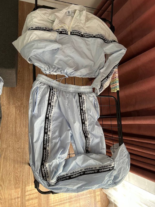 Костюм из 3 вещей Adidas футболка и штаны