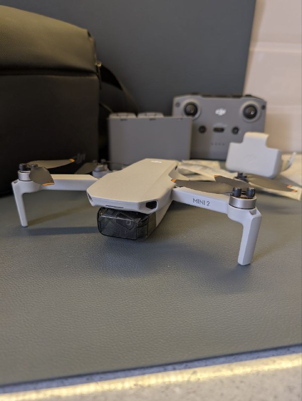 DJI Mini 2 Fly More Combo дрон с камерой 4K