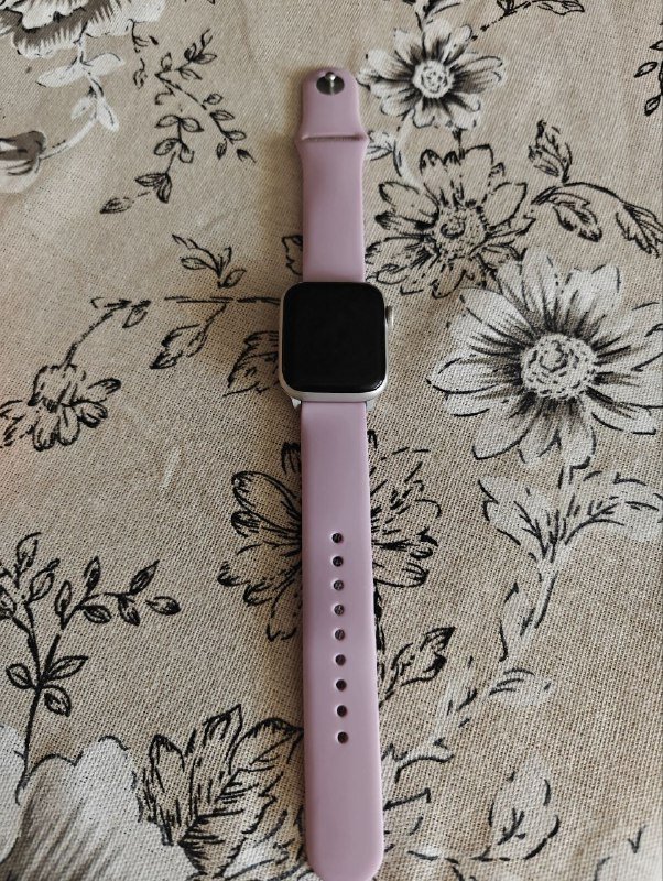 Apple Watch SE2 40mm с ремешком и зарядкой 2