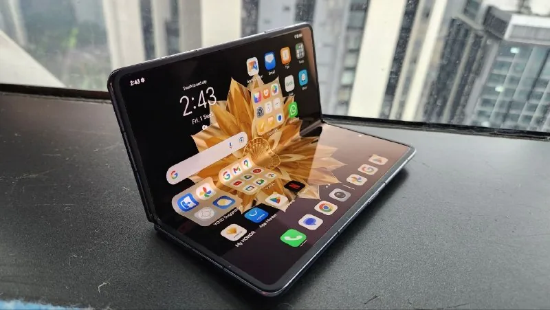 Honor Magic V2 Fold 1