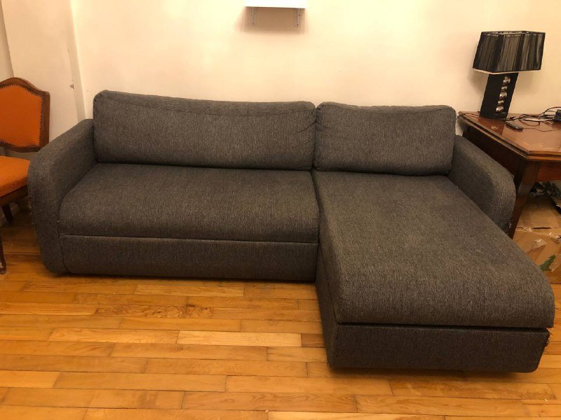 Диван с выездным механизмом и отделом для хранения 2