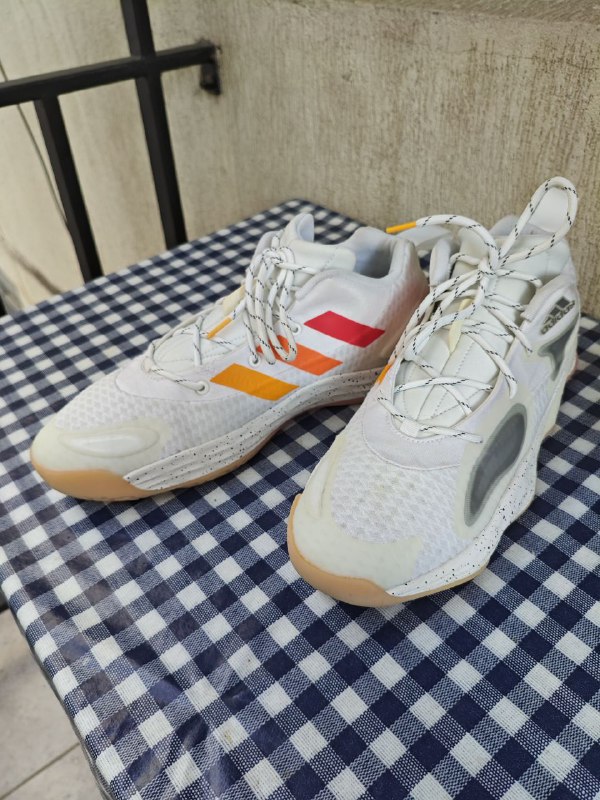 Кроссовки Adidas Mens Exhibit A GX3438 белые новые 2