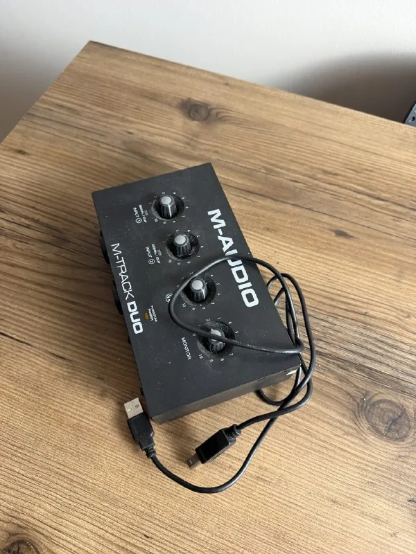 Аудиоинтерфейс M-Audio M-Track Duo