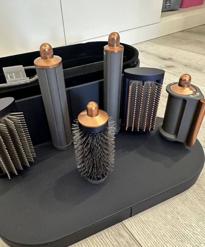 Dyson стайлер 2
