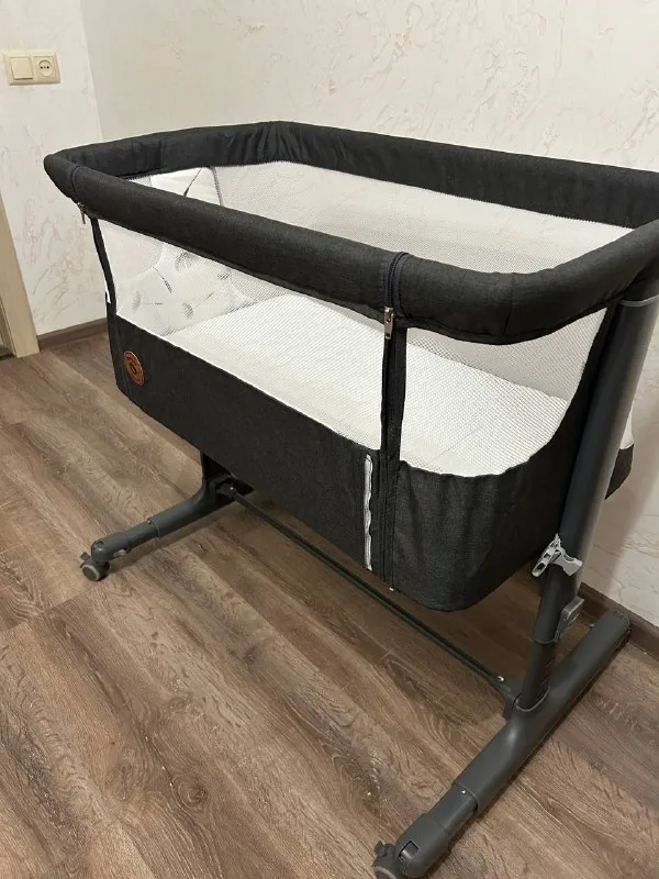 Детская приставная кроватка Lionello 1