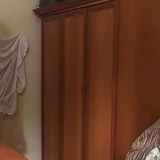 Трехстворчатый шкаф для одежды 2