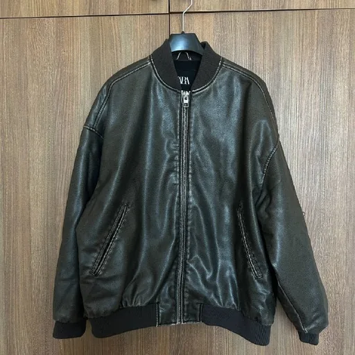 Бомбер Zara