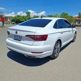 Volkswagen Jetta R-Line 4