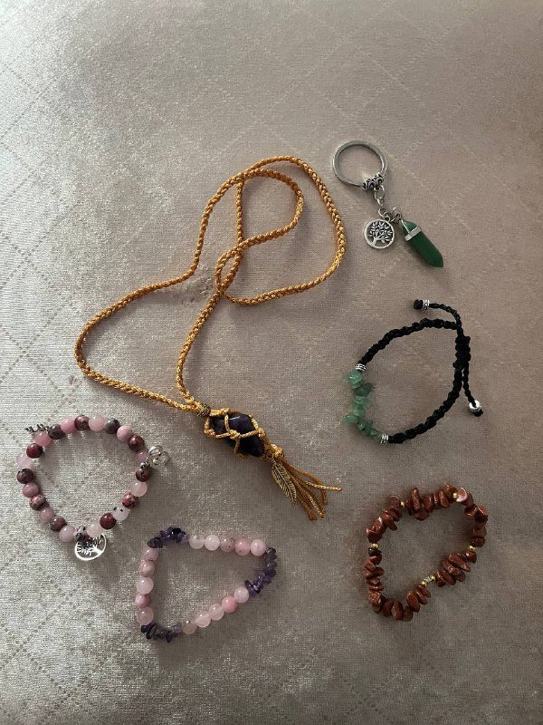 Браслеты из натуральных камней, брелок, ловушка для камней