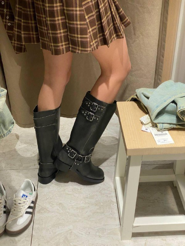 Сапоги Stradivarius 38 размер 4