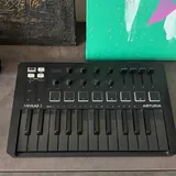 Arturia MiniLab 3, Focusrite Scarlett Solo, кресло-мешок, Star Wars Jedi: Survivor, Fender CD-60, мужской пиджак 1
