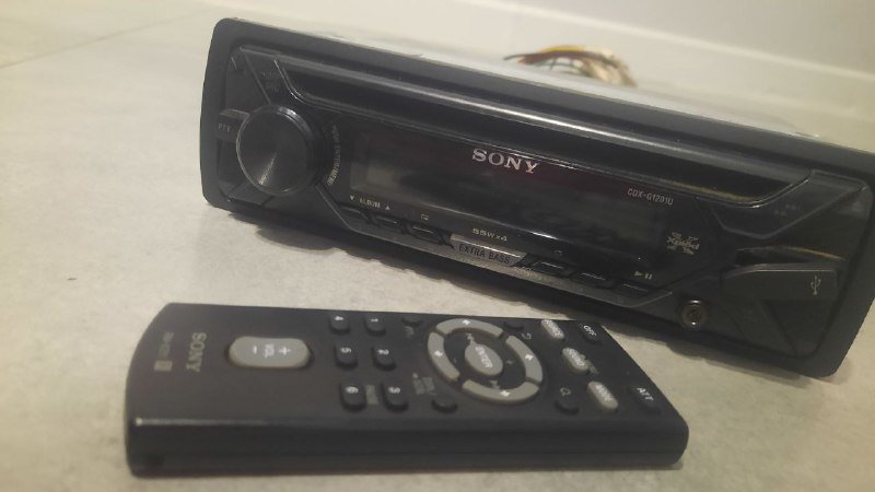 Магнитофон Sony CDX-G1201U с пультом, Bluetooth, флешкой