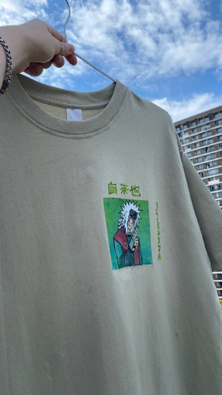 светло-зеленая оверсайз футболка с Джирайя из Наруто 4