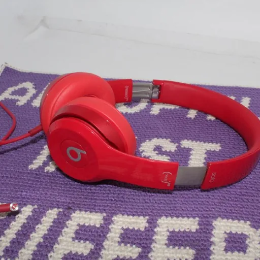 Наушники Beats Solo 2 красные и белые