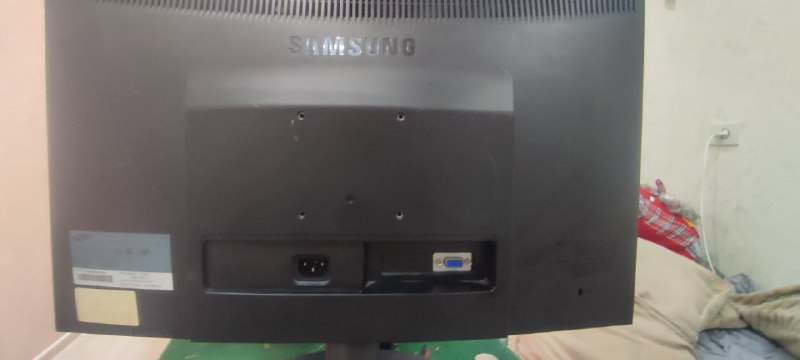 Монитор Samsung LS22CLYSBUEN, камера Logitech C920 HD Pro, кольцевая лампа 2