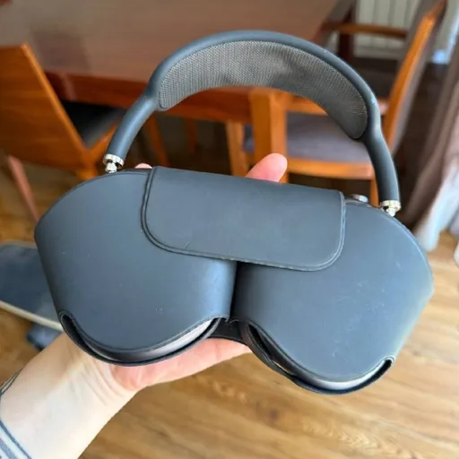 Apple AirPods