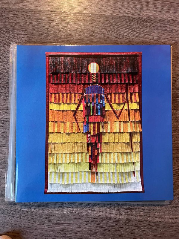 Пластинки от Lana Del Rey, The Doors и других 5