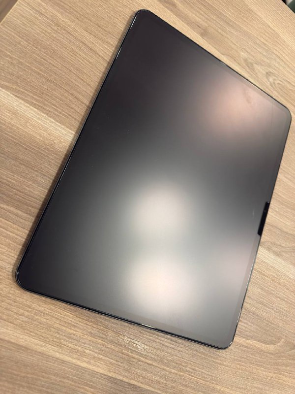 iPad Pro 13” M4 256GB WiFi Cellular Unlocked 4