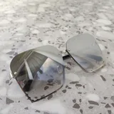Солнцезащитные очки 1