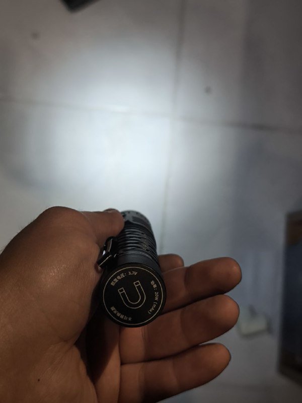 Фонарь Warsun A23 2000 лумен с магнитом и повер банк 2