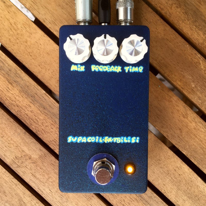 Supacoil Mad Professor Deep Blue Delay педаль задержки