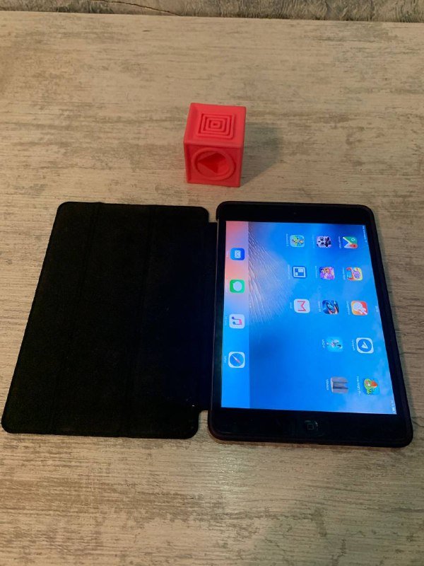 Планшет iPad в идеальном состоянии 4