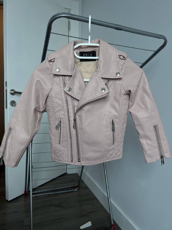 Кожаная куртка для детей до 6 лет