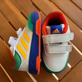Детские кроссовки Adidas, размер 19 2