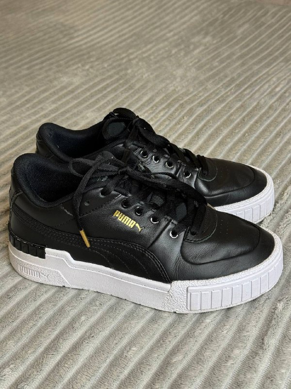 Синяя куртка, зеленая куртка, черная куртка, кеды Puma, UGG оригинал, кофта Only, худи HM, VAPORESSO XROS 2, кожанные боксерские перчатки, ортопедическая подушка 4
