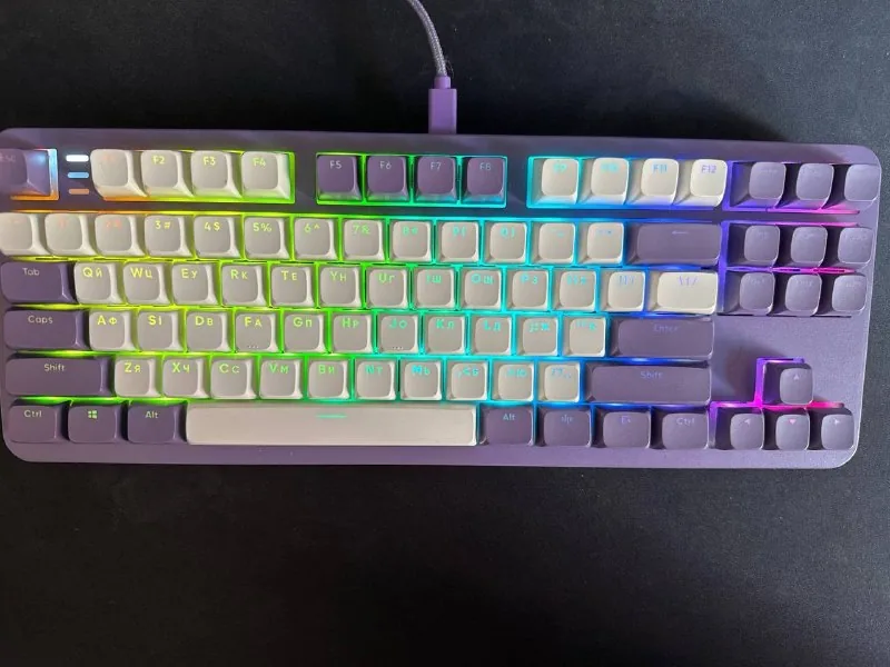 Dark Project KD87A ONE VIOLET/WHITE, клавиатура 1