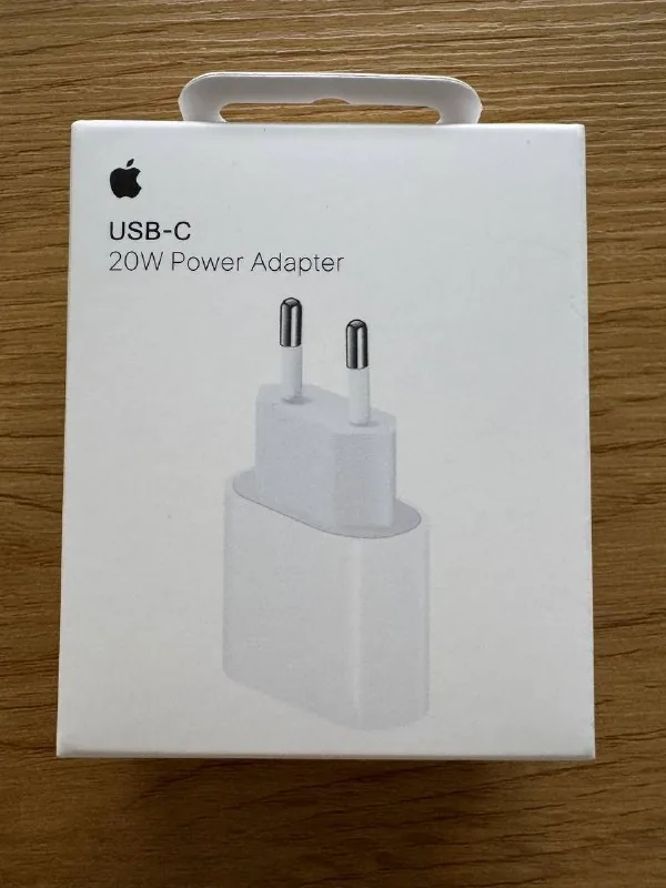 Apple 20W Power Adapter, MacBook Air 11" i5 1