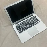 MacBook Air 13” (2017) 2