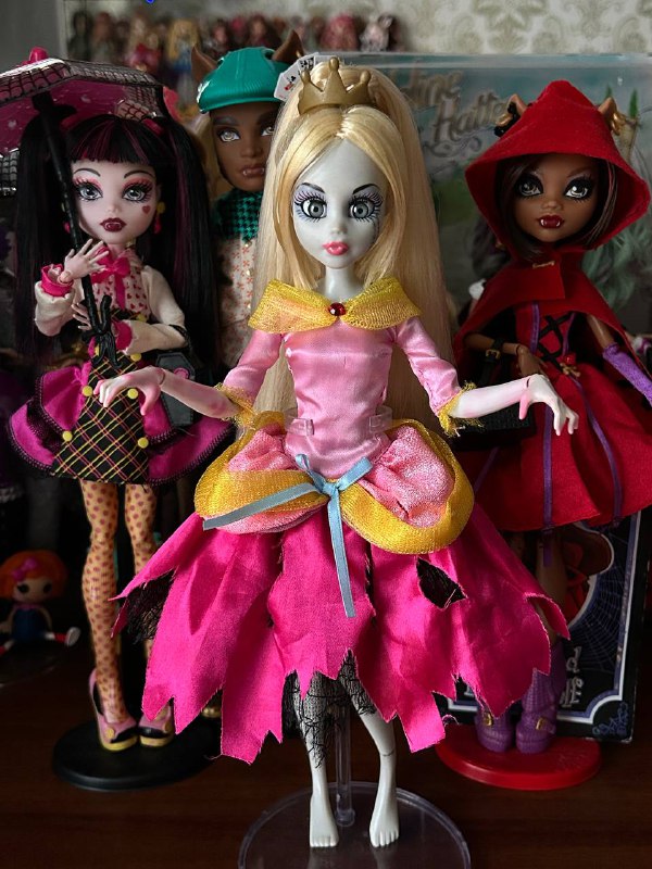 Monster princess редкая кукла