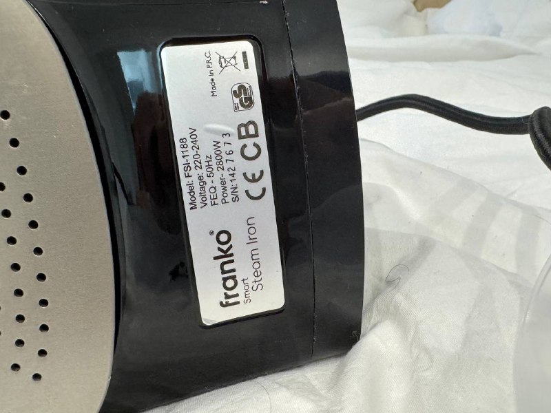 Утюг Franko 3