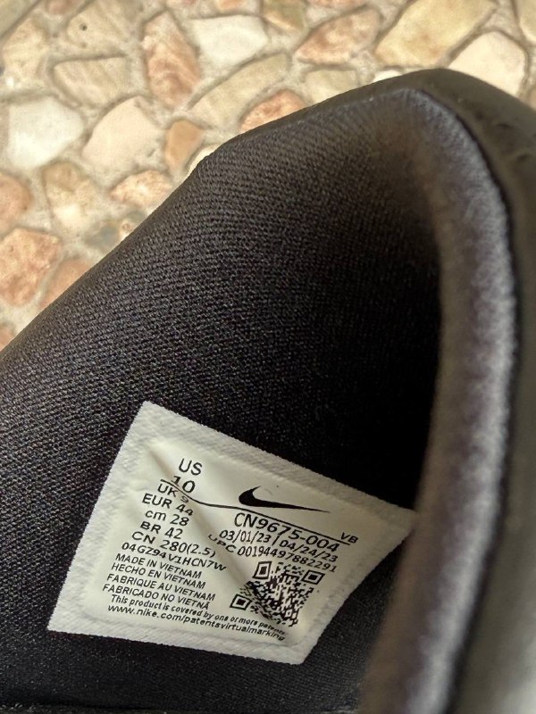 Оригинальные тапки Nike 2