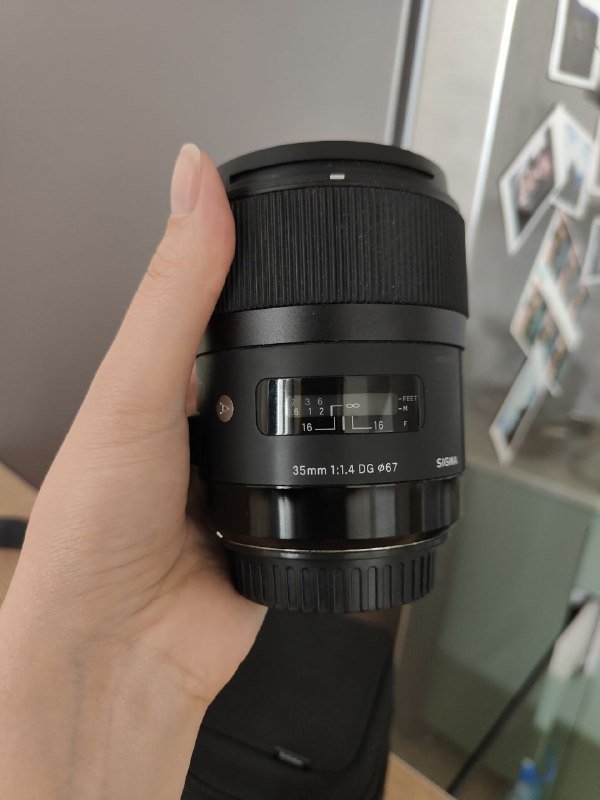 Фотоаппарат Canon 80D и объектив Sigma 35mm f/1.4 5