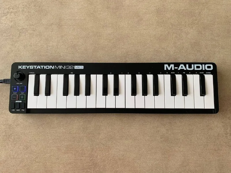 M-Audio Keystation Mini 32 MK3 1