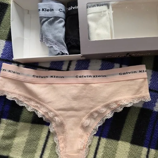 Трусики Calvin Klein