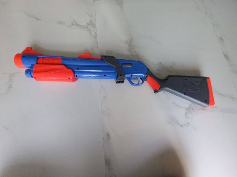 машинки, игрушки, рюкзак, укулеле, настольная игра 9