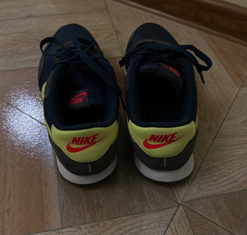 Кроссовки Nike 40 размер 2