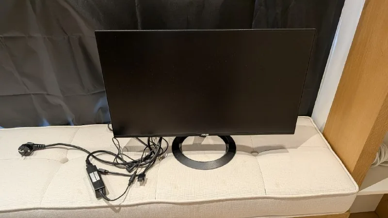 Монитор ASUS VZ24EHE 1