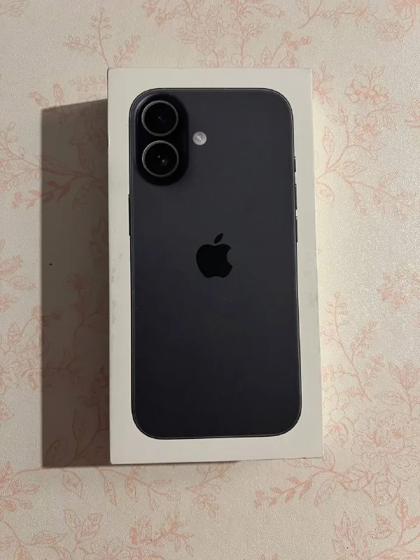 Запечатанный iPhone 17 256GB Black 1