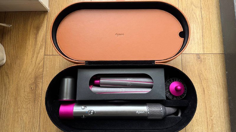 Dyson airwrap HS01 с 8 насадками