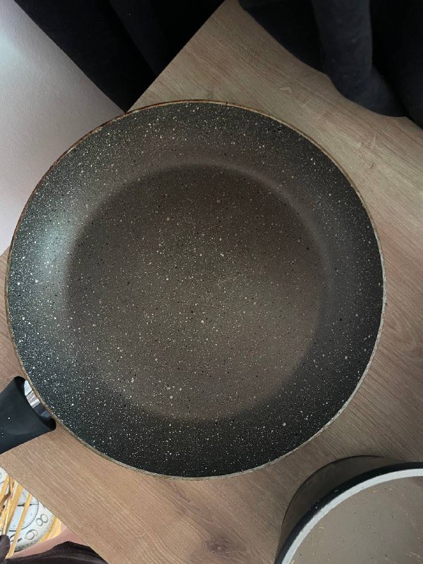 Набор кастрюли, сковорода, крышка для сковороды 3