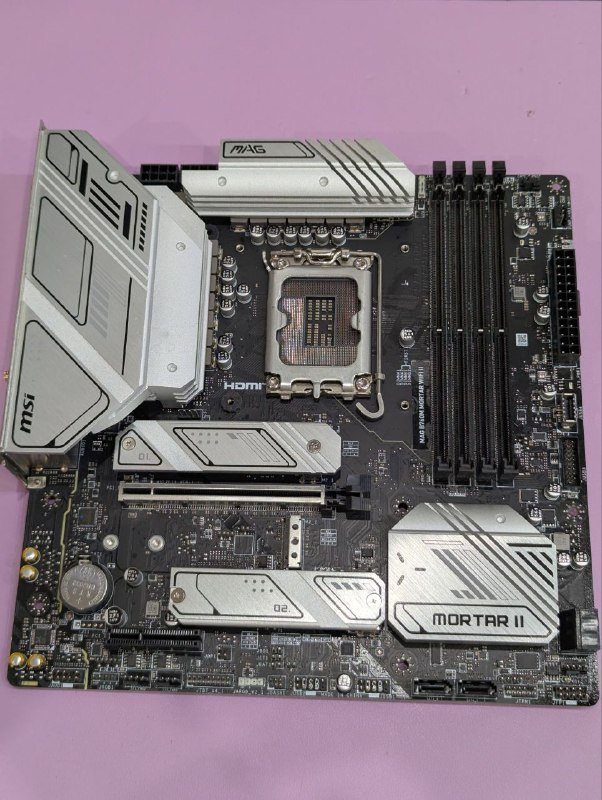 Материнская плата, процессоры i5 13600kf и 14600kf, видеокарты 3070ti и 4060ti, SSD 2TB и 1TB, блок питания, водянка, корпус